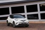 Toyota C-HR 2017 года (ZA)